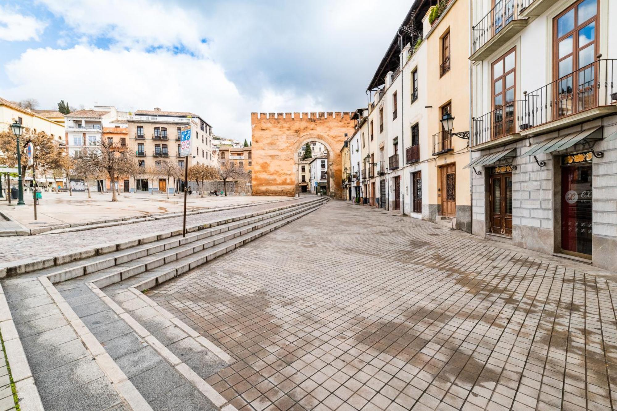 Apartamento En El Corazon De Granada Junto A Catedral Y Arco Elvira — Photos 2